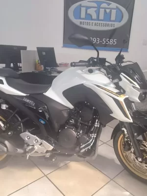 FZ25 FAZER Connected