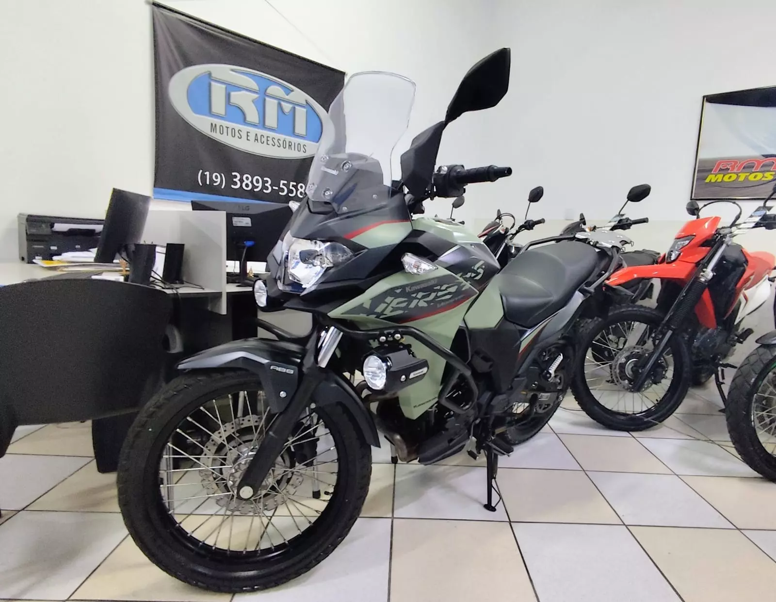 VERSYS-X 300 TOURER - Imagem 4