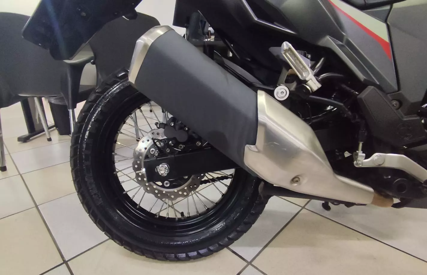 VERSYS-X 300 TOURER - Imagem 9