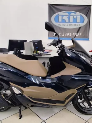PCX 160 DLX
