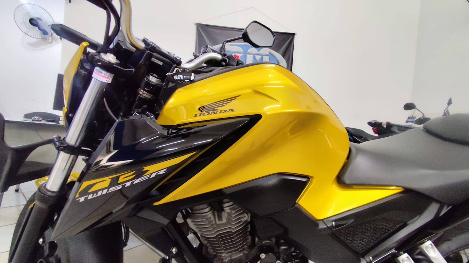 CB 300F TWISTER ABS - Imagem 4