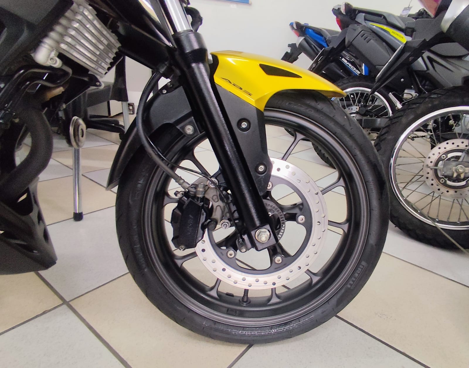 CB 300F TWISTER ABS - Imagem 7
